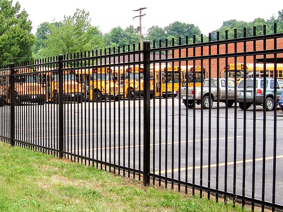 Aluminum fences in North Carolina and South Carolina