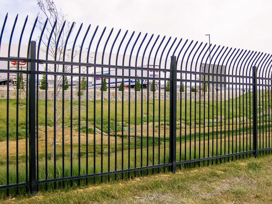 Aluminum fences in North Carolina and South Carolina