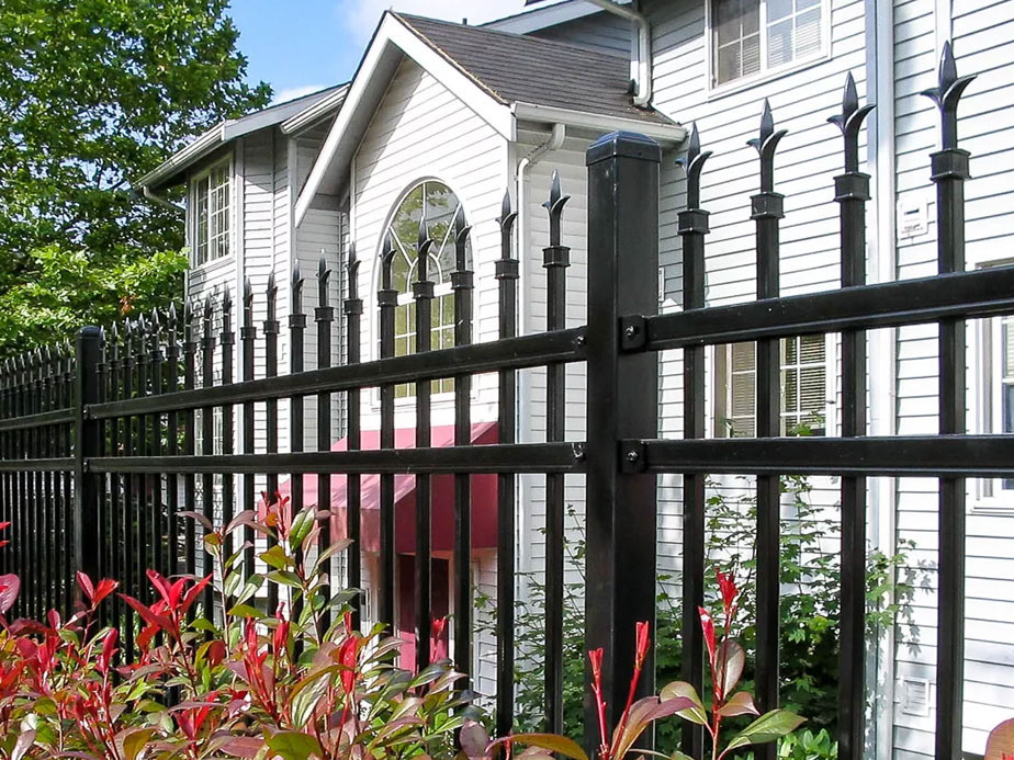 Decorative Fence Example in Myrtle Beach