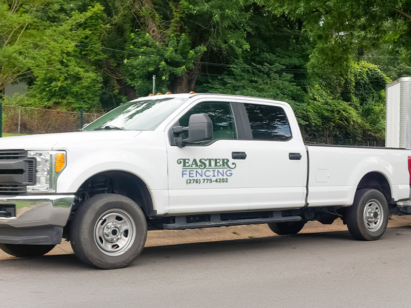 Fence company building in Myrtle Beach 